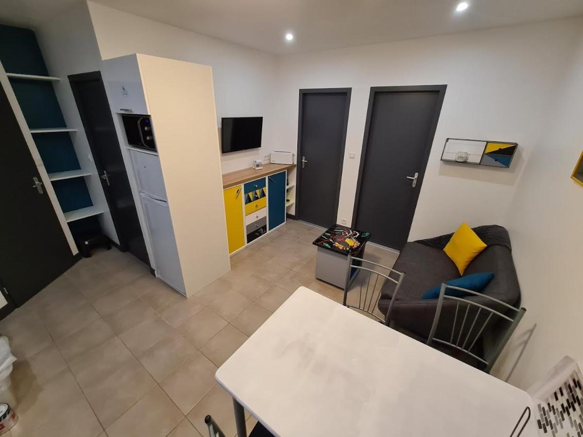 Maison 2 Chambres Parking Linge De Lit Fourni 莱萨布勒-多洛讷 外观 照片