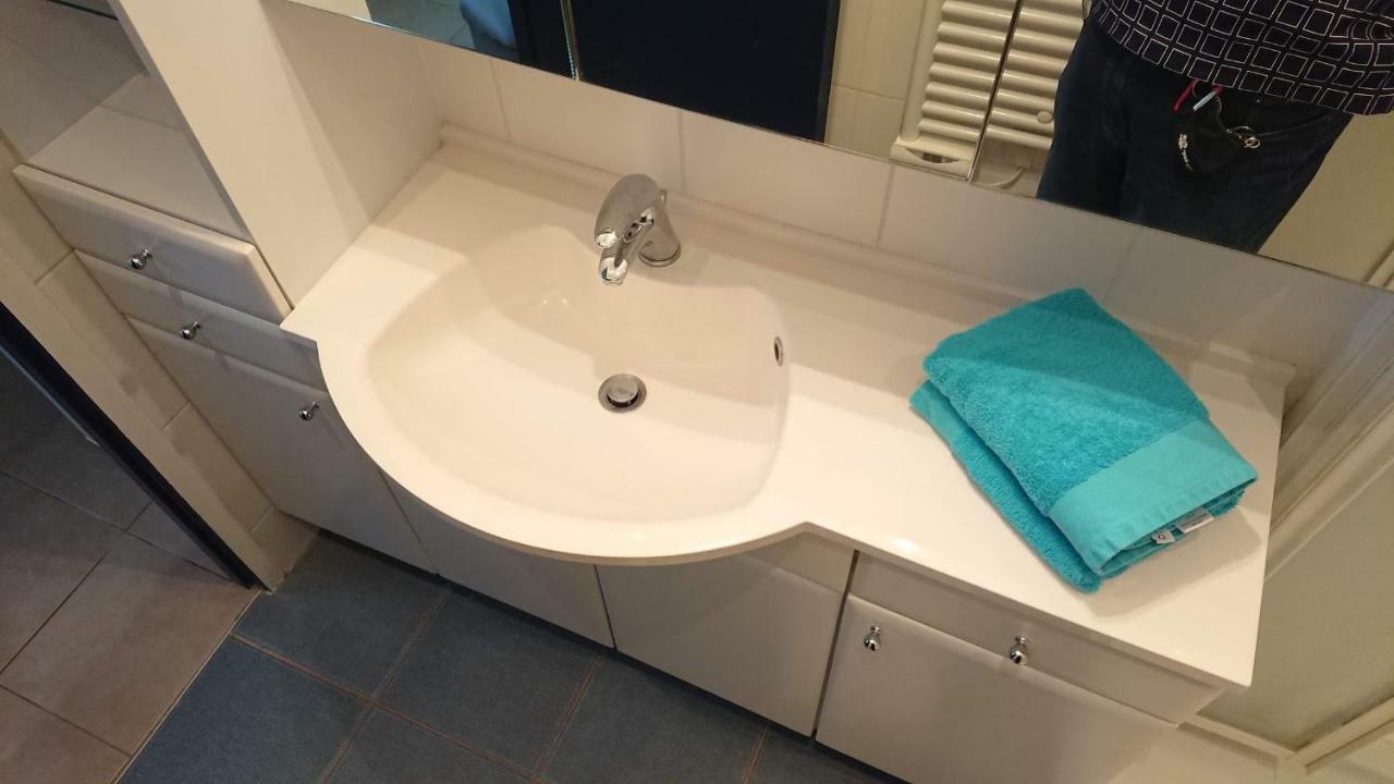 Maison 2 Chambres Parking Linge De Lit Fourni 莱萨布勒-多洛讷 外观 照片